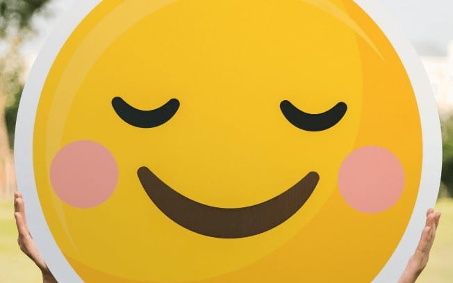 Happy Moai Emoji – LINE Emoji